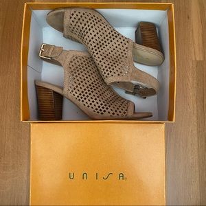 Unisa Wedges